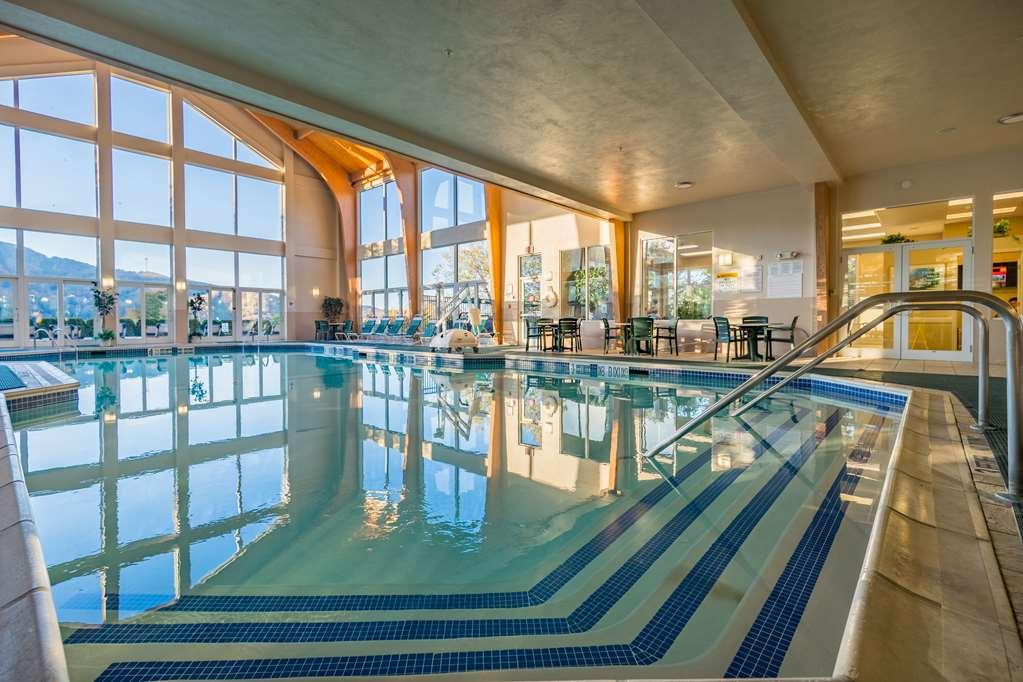 Vacation Village In The Berkshires Hancock Facilities photo The indoor pool at the Grand Sierra Resort
