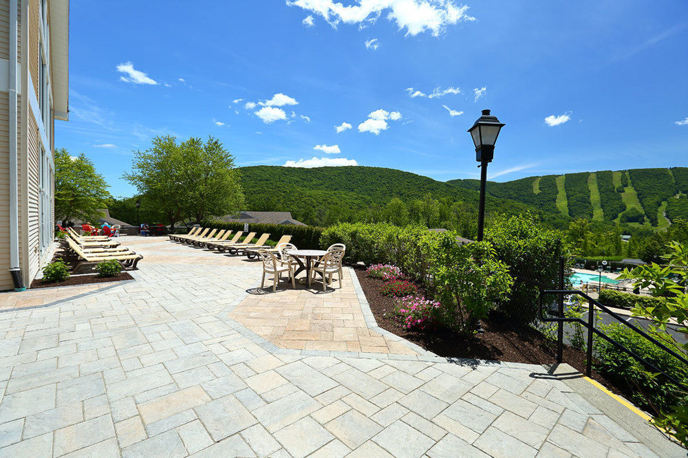 Vacation Village In The Berkshires Hancock Exterior photo The patio at the Mountain View Grand Resort